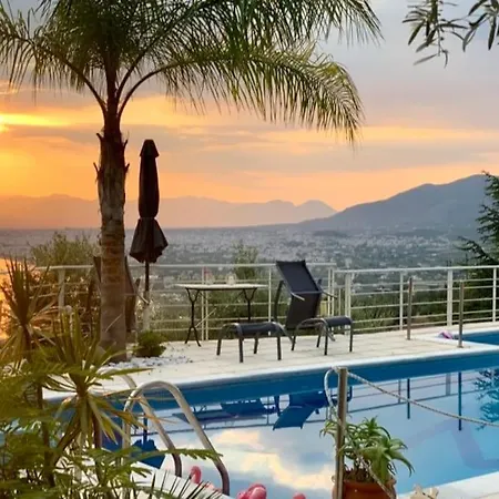 Marine'S Lux Villa:Golden Sunset Kalamáta Buitenkant foto