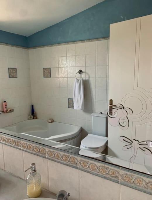 וילה Marine's Lux Villa:golden Sunset קלמאטה